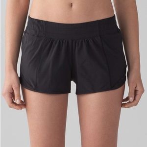 Lululemon Hotty Hot Short